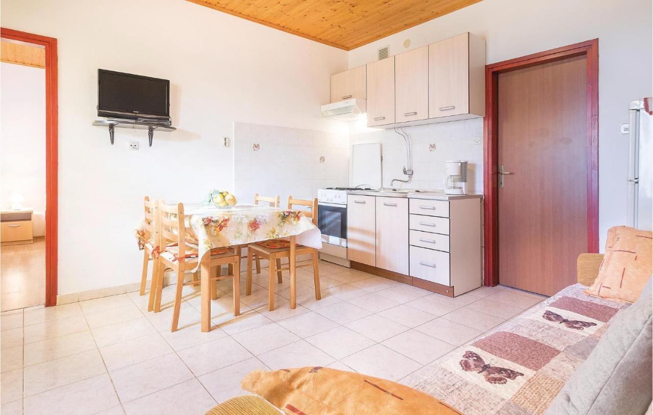 Awesome Apartment In Pula With Wifi 外观 照片